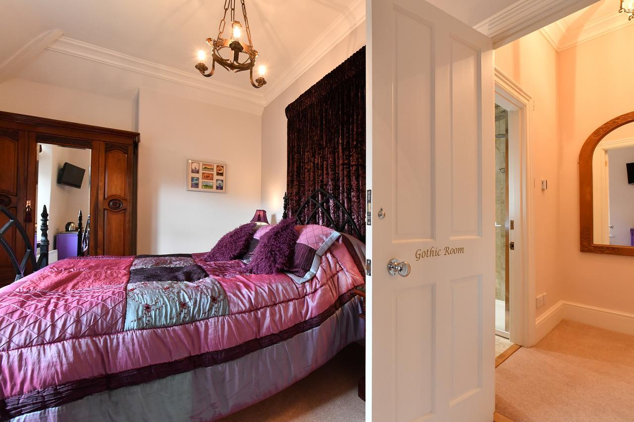 Heritage Bed And Breakfast Calne Exterior photo