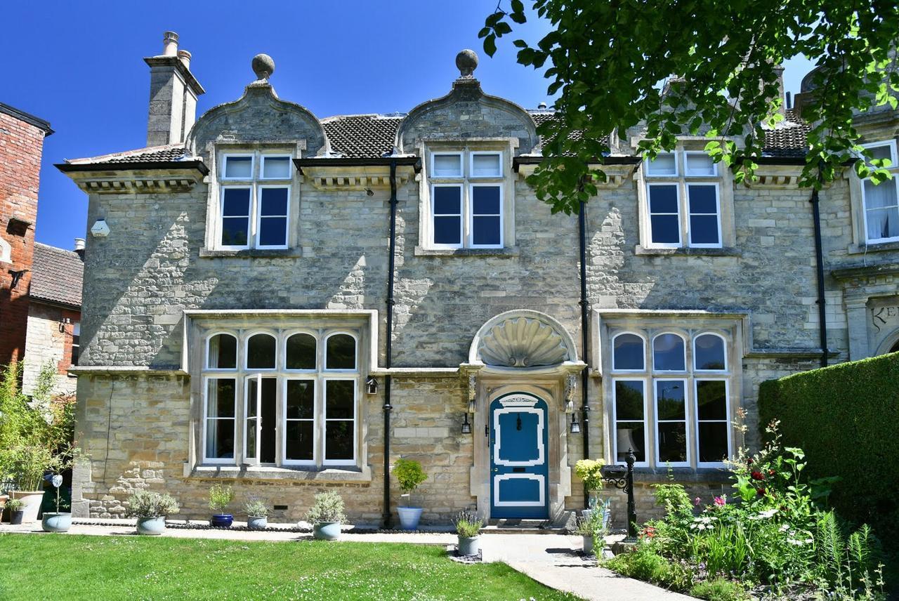 Heritage Bed And Breakfast Calne Exterior photo